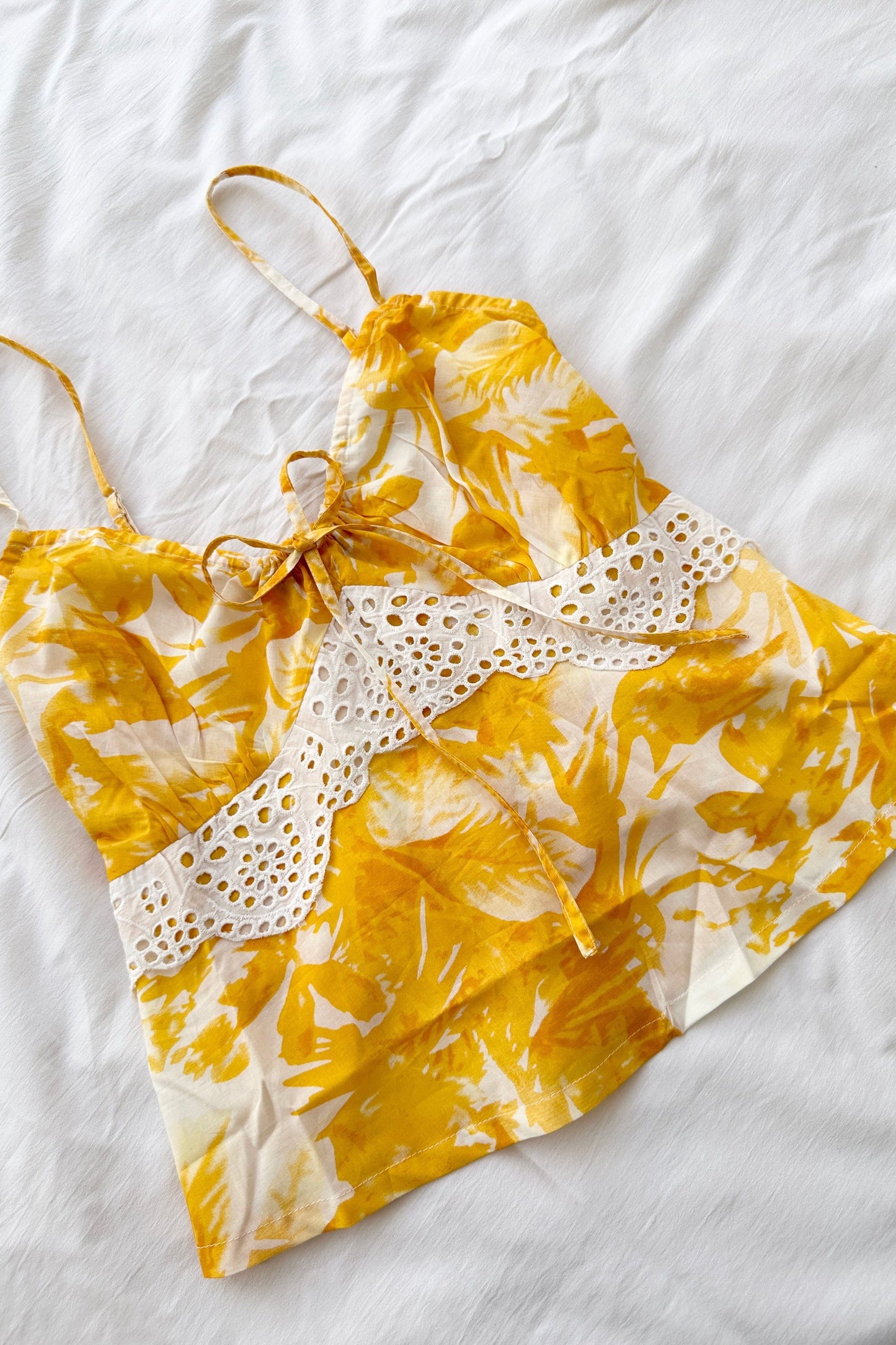 Gardenia Yellow Top