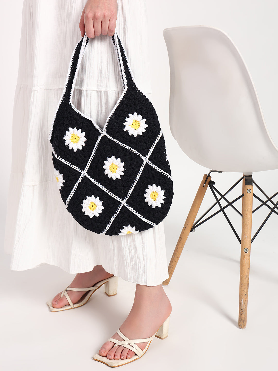 Black Daisy Crochet Handmade Bag