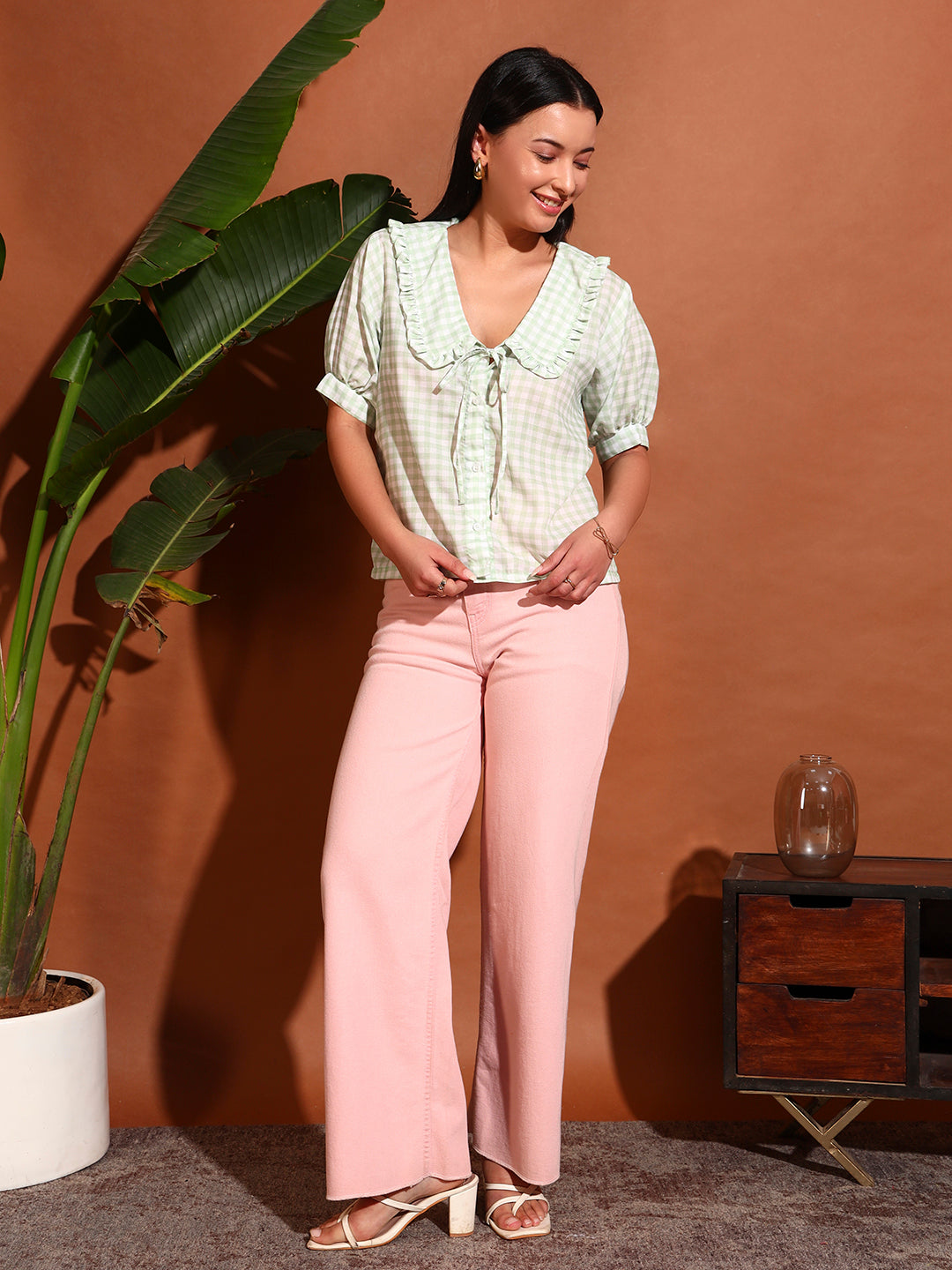 Classy Ghingham Collar Shirt