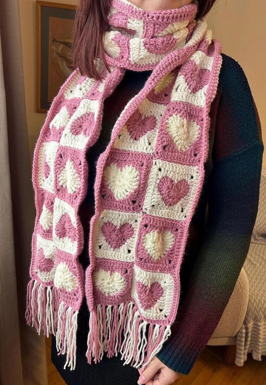 Love aesthetic scarf