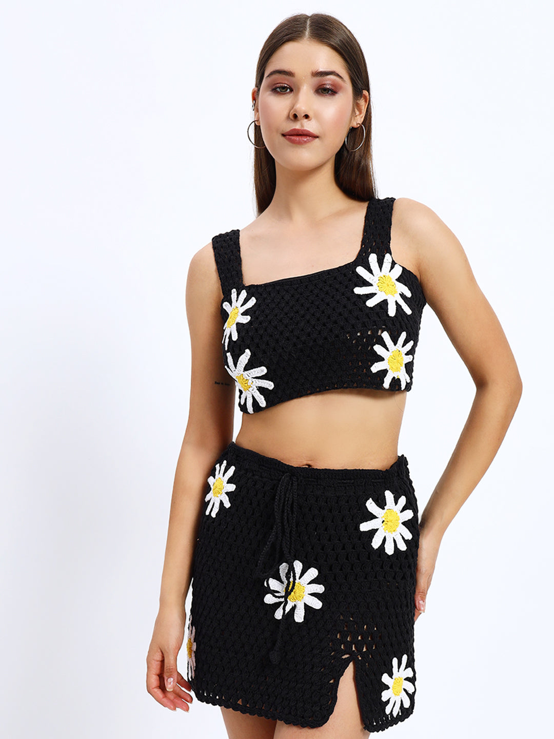 Black Daisy Crochet Set