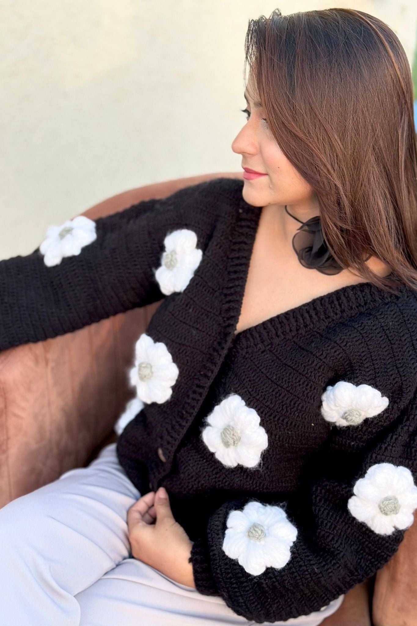 Black Grey Daisy Sweaters - SUGERCANDY
