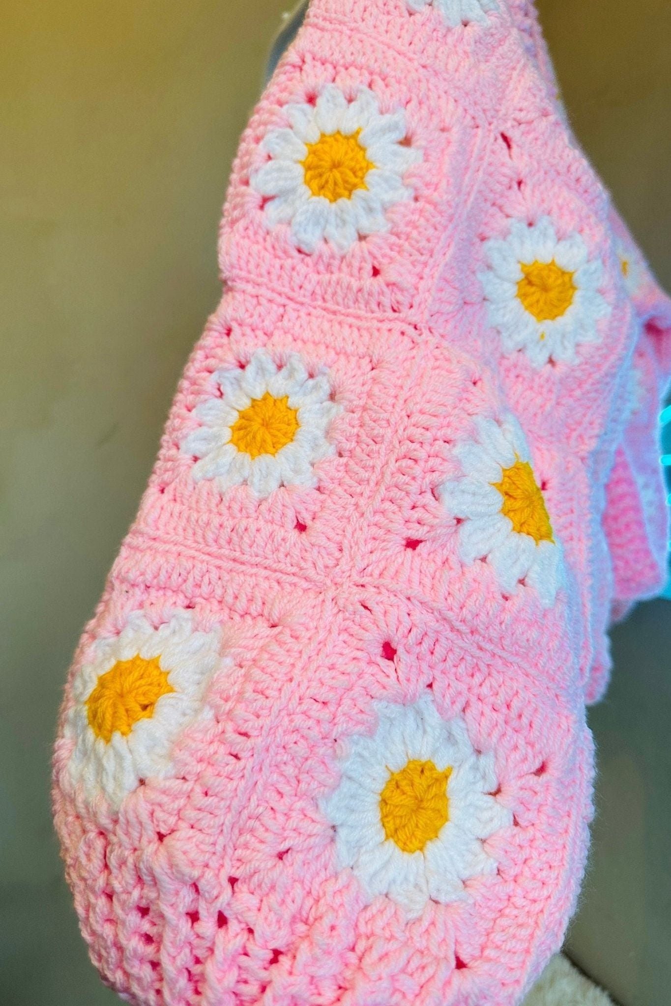 Pink picnic crochet cardigan - SUGERCANDY