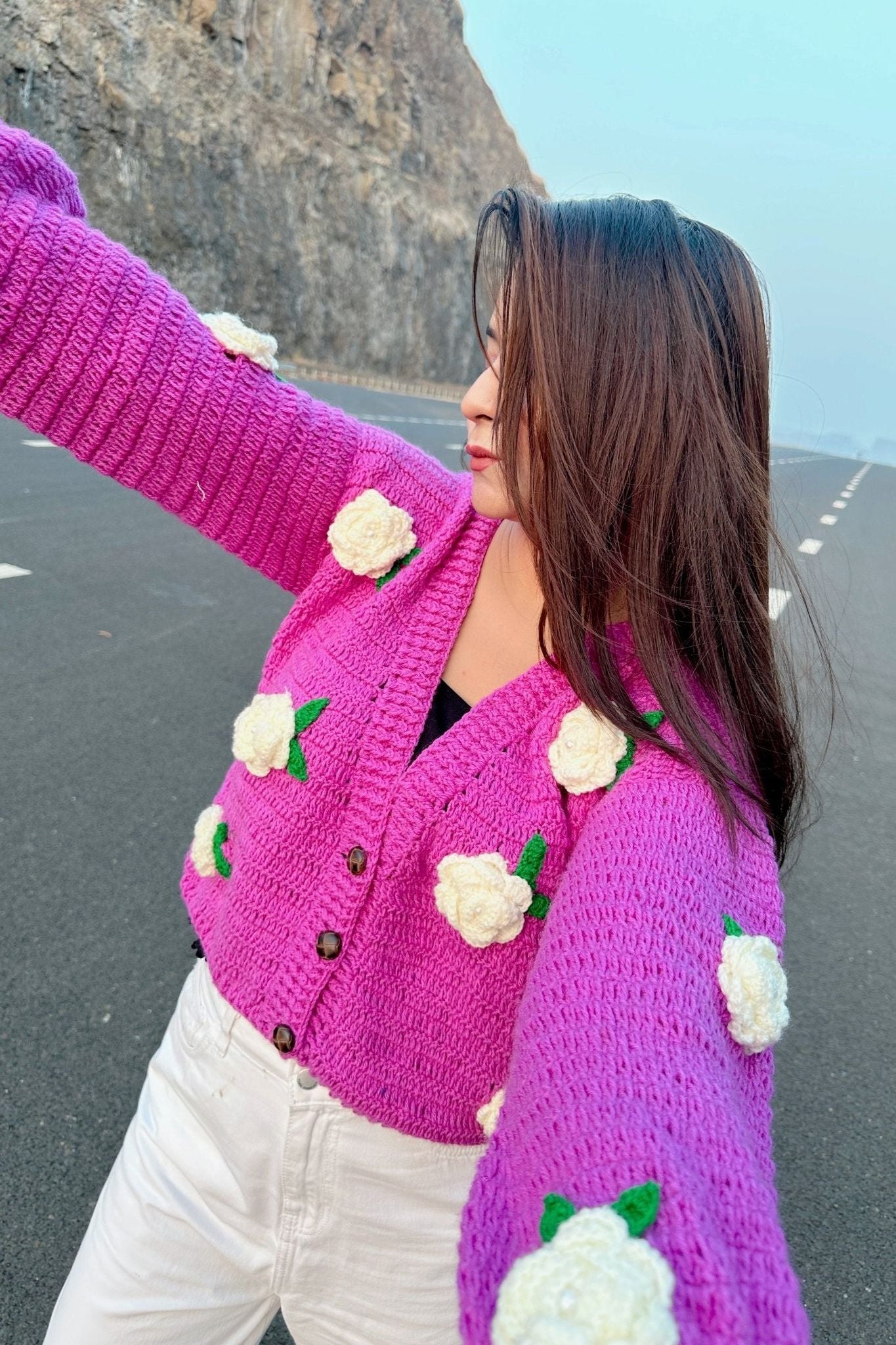 Voilet white rose sweater - SUGERCANDY